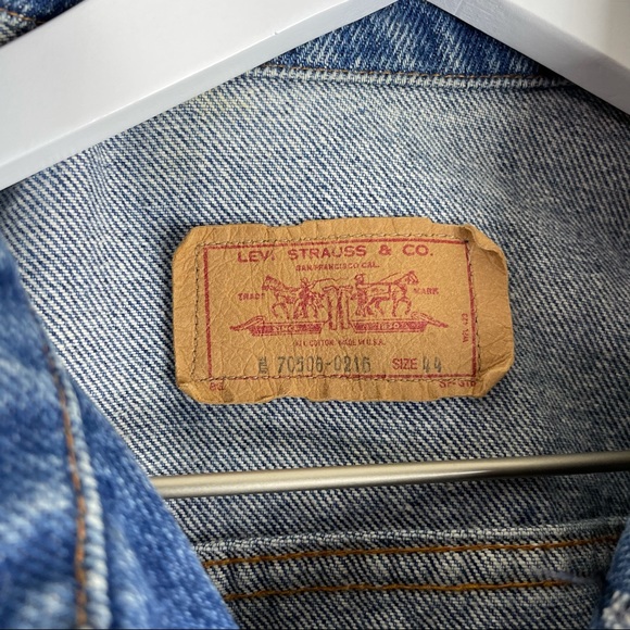 Levi's Denim Trucker Jacket - Picture 4 of 7